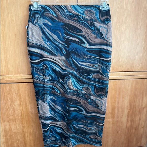 Blue and Black Swirl Pattern Dress Set - Picture 3 of 6